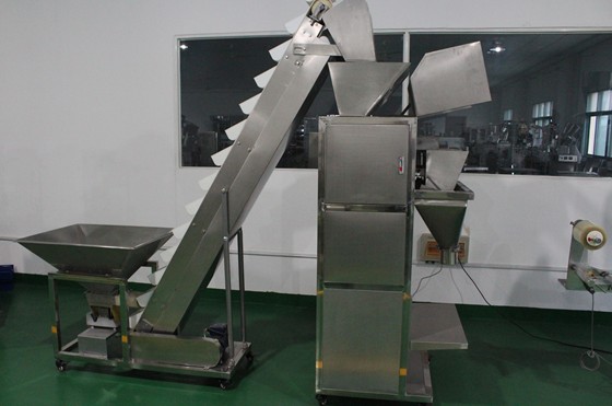 半自动2斗秤重灌装机,称重半自动灌装机 半自动2斗秤重灌装机,称重半自动灌装机